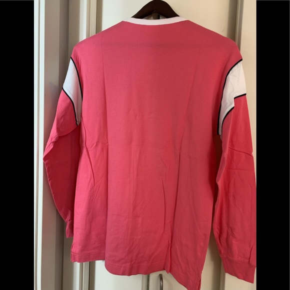 Victoria’s Secret PINK Long sleeves Shirt with bottom side slits. - Picture 4 of 4